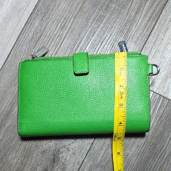 SOLD - Michael Kors | Pebbled Jet Set Travel Large Double Zip Wristlet Wallet - Picture 11 of 11